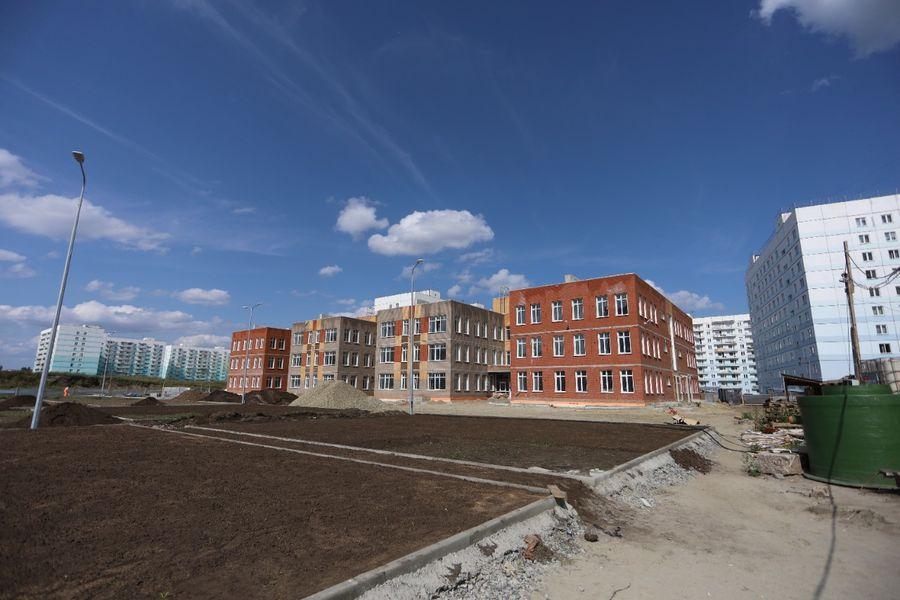 Фото При участии Виктора Игнатова в Кировском районе Новосибирска возобновлено строительство детского сада 2